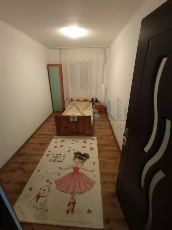 Apartament 4 camere Podu Ros - foto 5