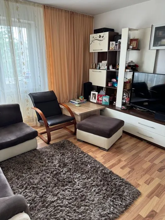 Apartament 2 camere, Central - foto 1