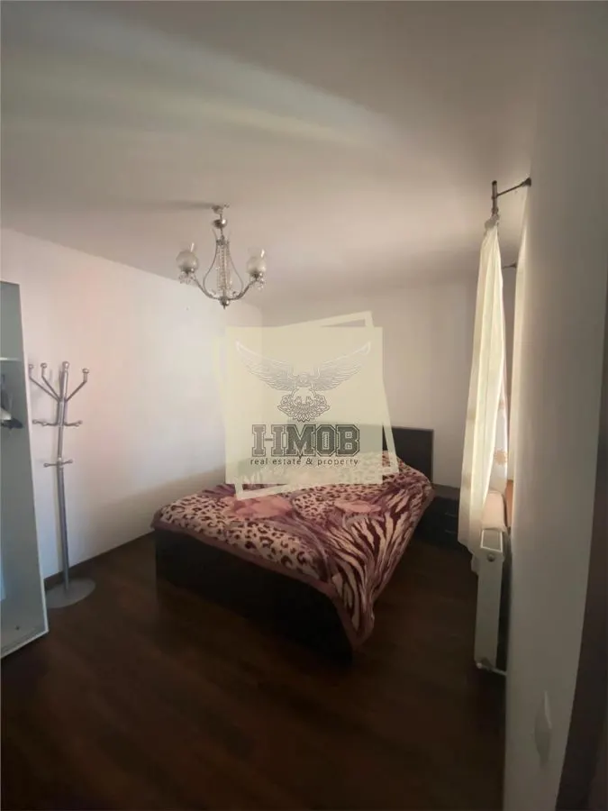 Casa 5 camere 2 bai balcon si 567 mp teren in Rasinari - foto 17