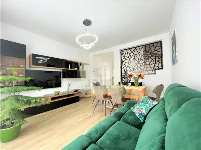Casa individuala moderna complet utilata cu 4 camere 2 bai garaj - foto 1