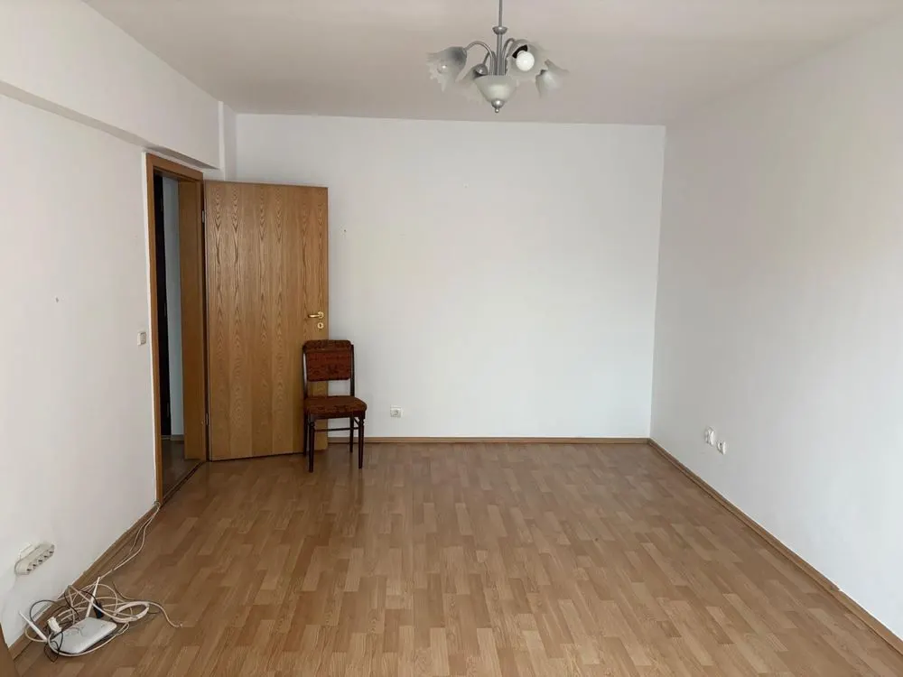 Apartament 2 camere decomandat etajul 1 zona Onix - foto 5