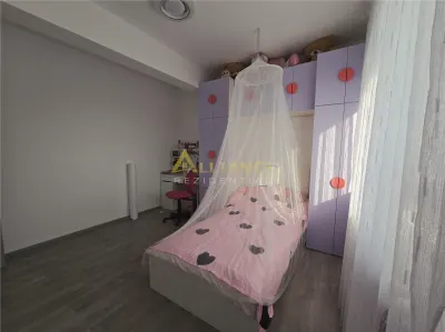 Mobilata si utilata-4 camere- pod- mutare imediată - foto 9