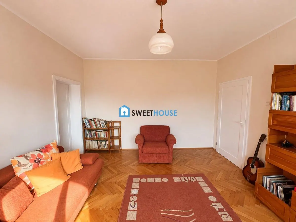Casa de Lux in cartierul Florilor Fagaras - foto 12