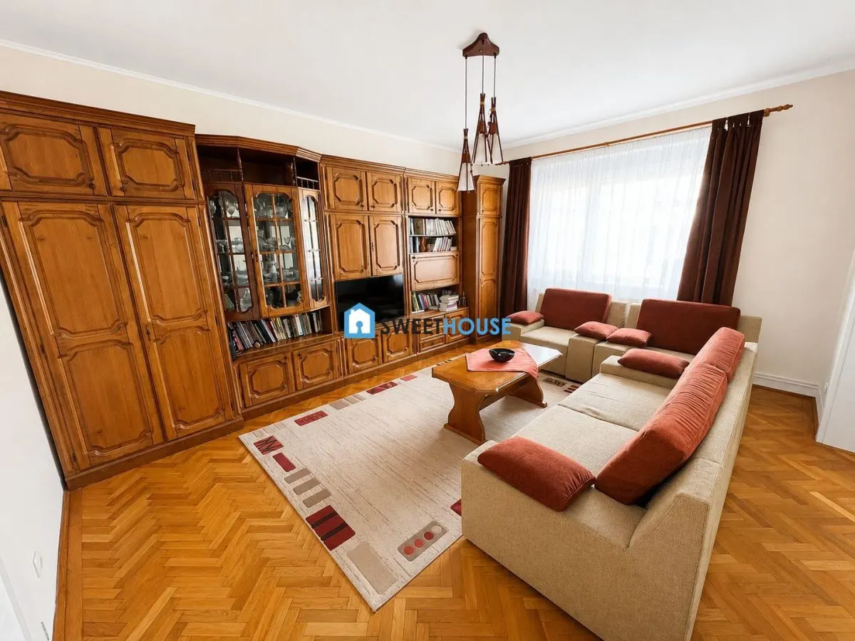 Casa de Lux in cartierul Florilor Fagaras - foto 7