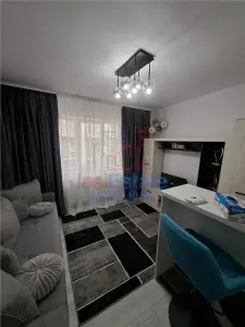 Garsoniera Podu Ros - Fostul Bazar - foto 3
