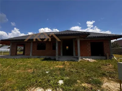 Casa la rosu, Satu Nou de Sus, 630 mp teren - foto 6