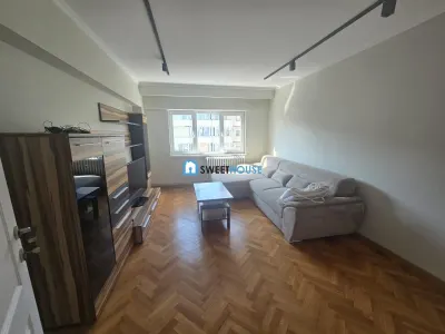 Apartament cu 3 camere de inchiriat in Fagaras zona centrala - foto 2
