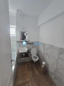 Apartament cu 3 camere de inchiriat in Fagaras zona centrala - foto 18