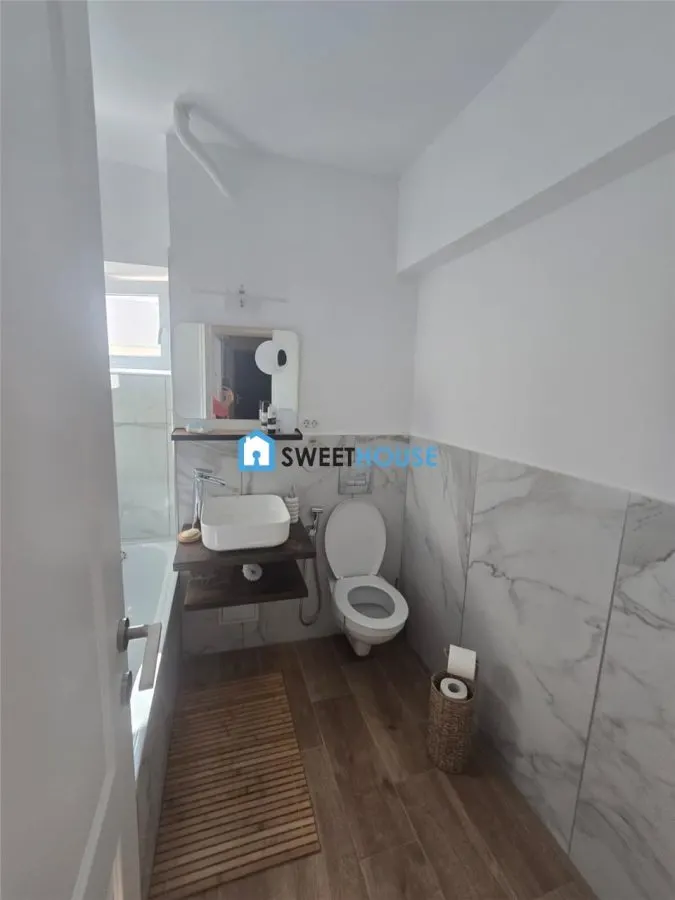 Apartament cu 3 camere de inchiriat in Fagaras zona centrala - foto 18