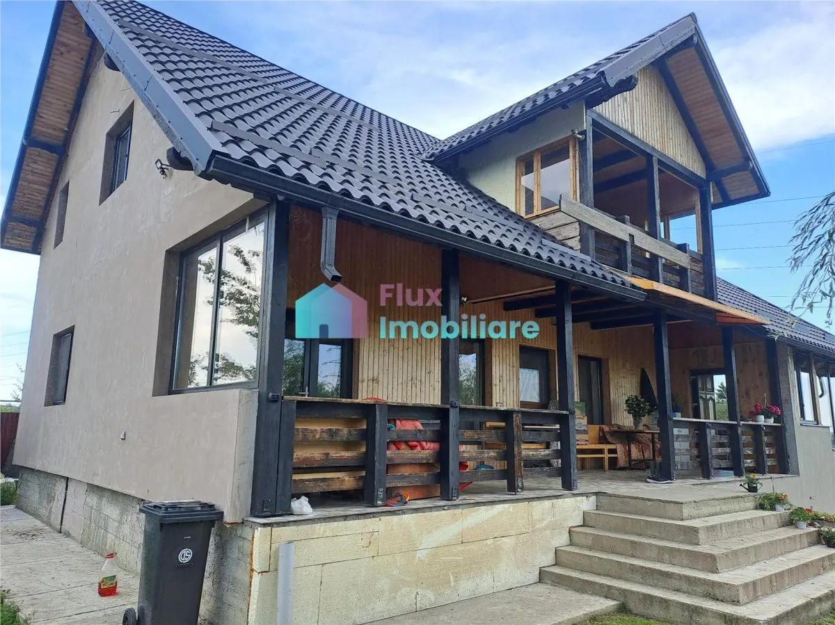 Casa cu teren si iazuri in Fantana Mare - foto 3