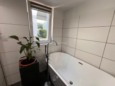 Lugoj,  Vila de Vis Cu Piscina, 440 Mp. Construiti, 820 Mp. Teren - foto 13