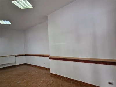 Resita Central Sp.Comercial 415 mp.Comision ZERO Cumparator - foto 6