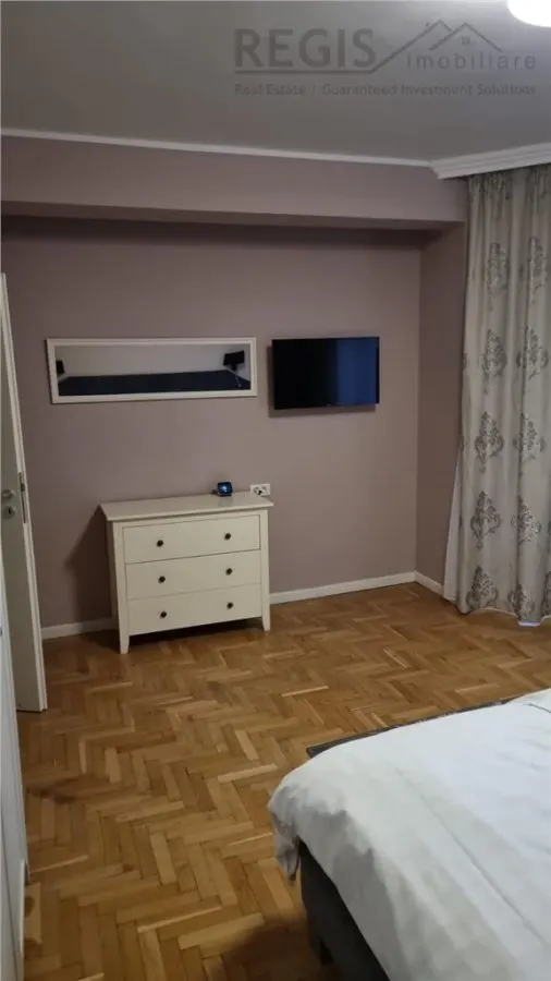 Apartament spatios 4 camere 140mp Centrul Nou Brasov - foto 7