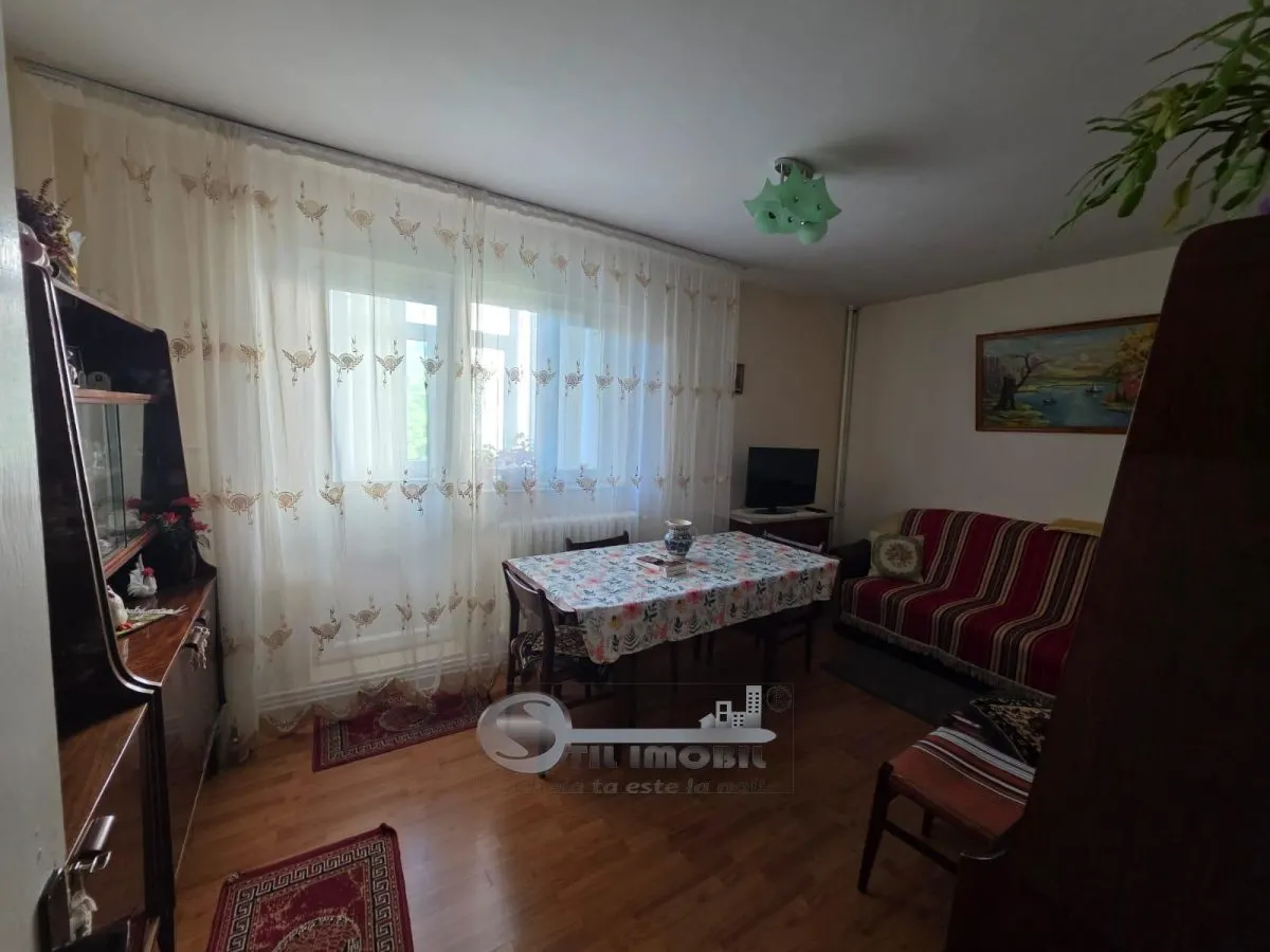 Apartament 3 camere - Sos Nationala - Et 2 - 85.000E - foto 2