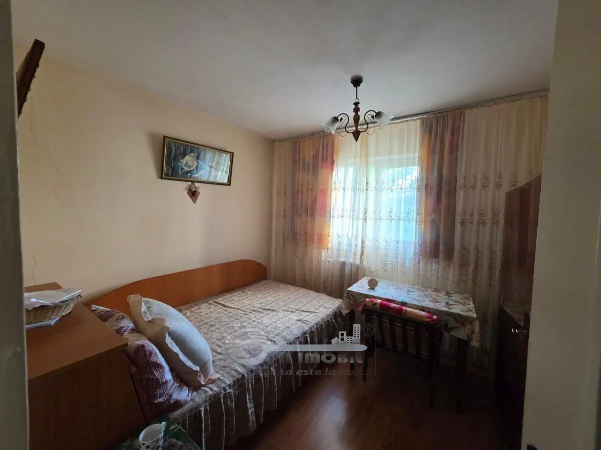 Apartament 3 camere - Sos Nationala - Et 2 - 85.000E - foto 3