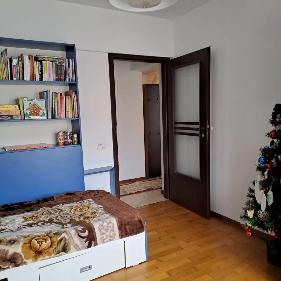 Apartament 4 camere Iasicon - 700 euro - foto 3