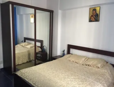 Apartament 3 Camere Decomanadat Pacurari - 550 euro - foto 1