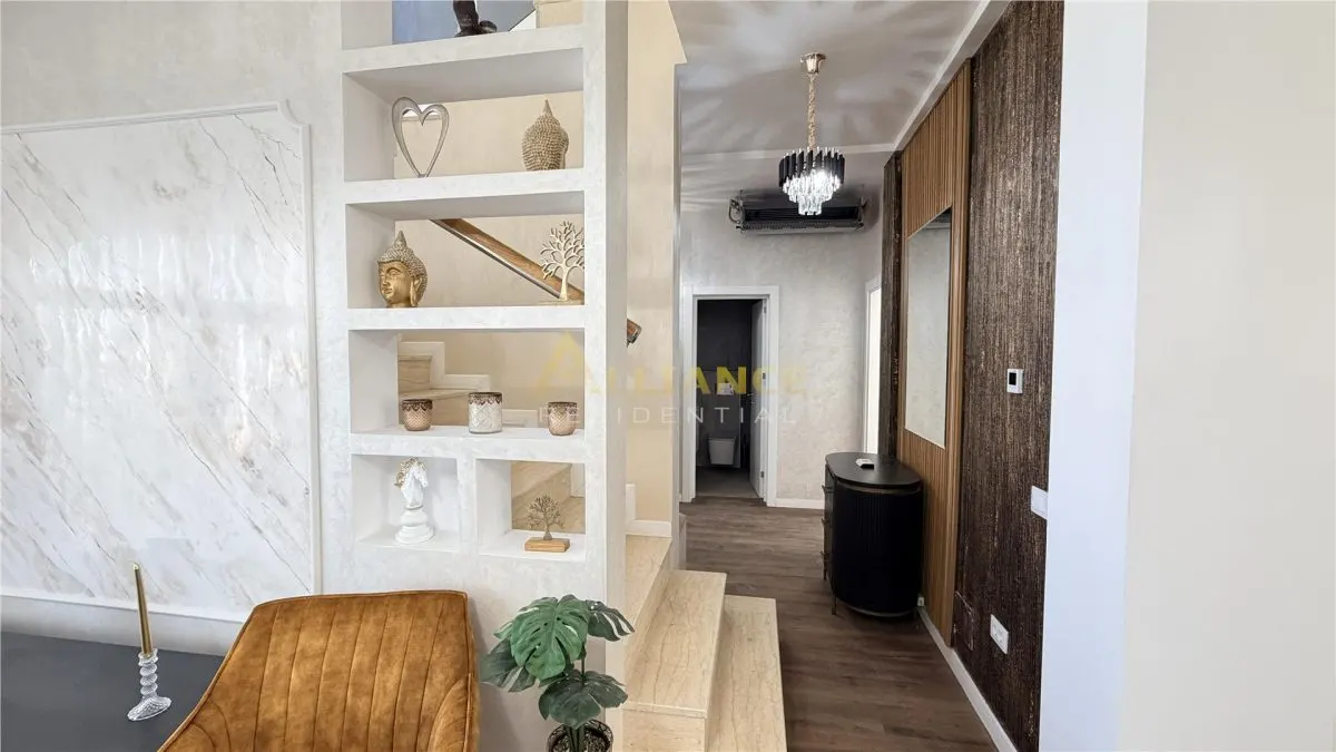 Casa individuala || 5 camere || 5 min fata de metrou - foto 4