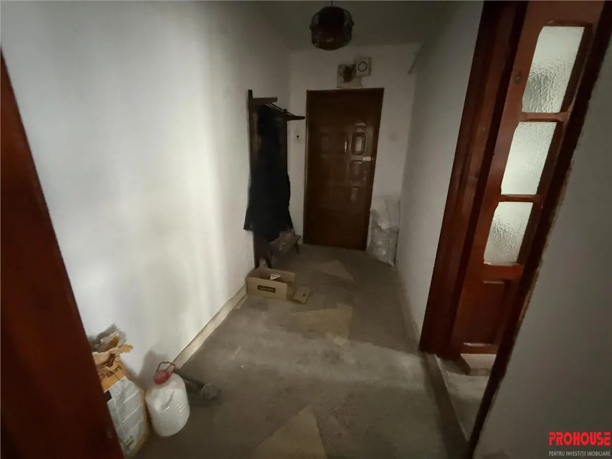 Pictor Aman, 2 camere, etaj 1, de renovat! - foto 8