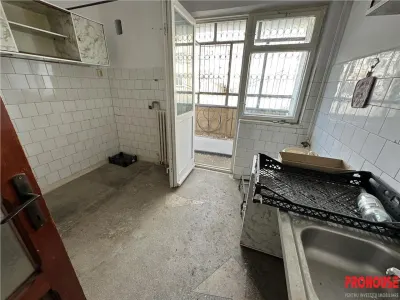 Pictor Aman, 2 camere, etaj 1, de renovat! - foto 9