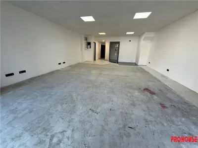 Orizont-Spatiu comercial 85 mp! - foto 4