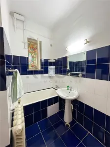 RECO Apartament spatios cu 3 camere, tavan inalt, zona Republicii â€“ ideal pentru familie sau investitie - foto 4