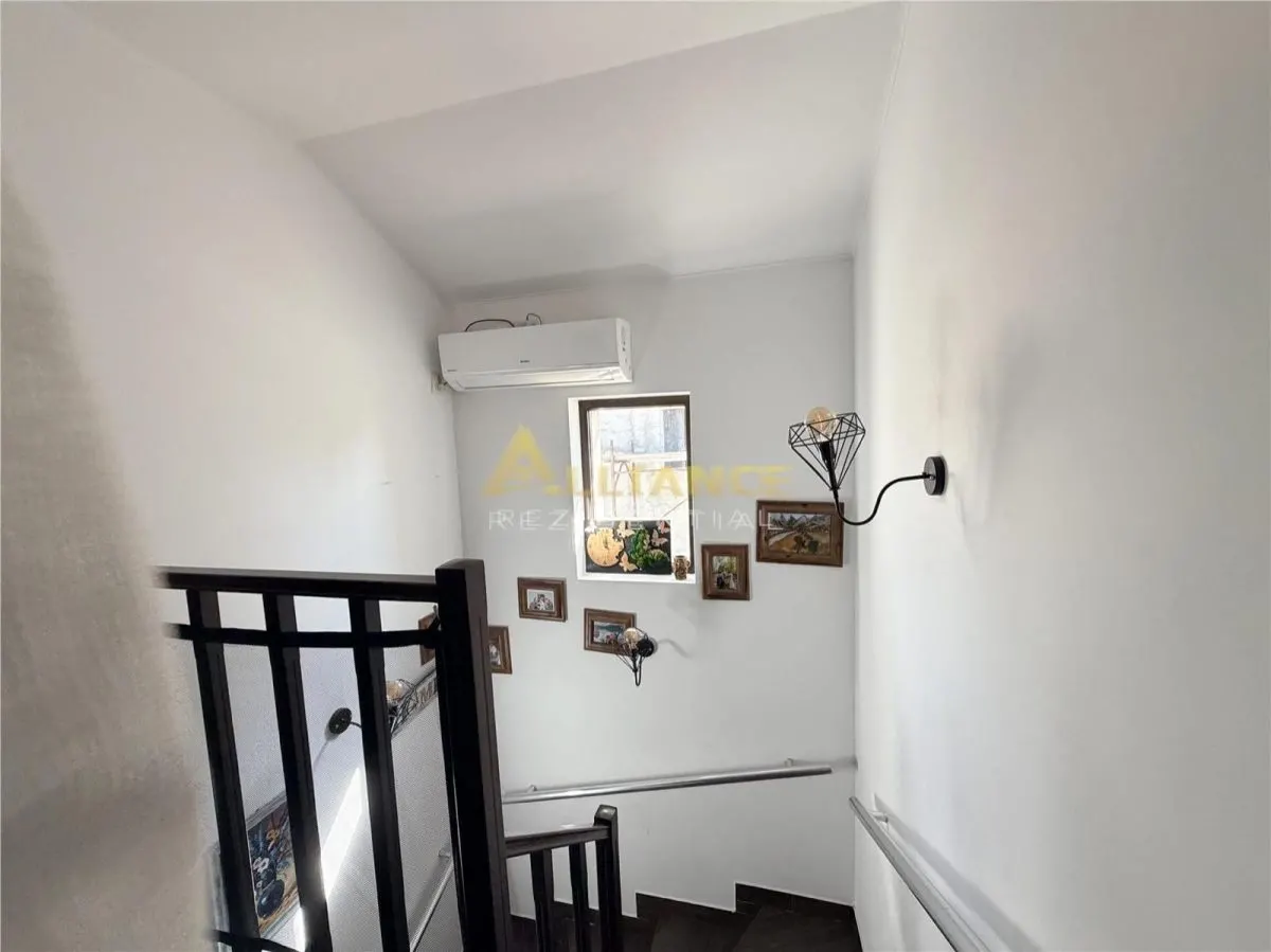 Casa de vanare , 4 camere , mobilat utilat - foto 17