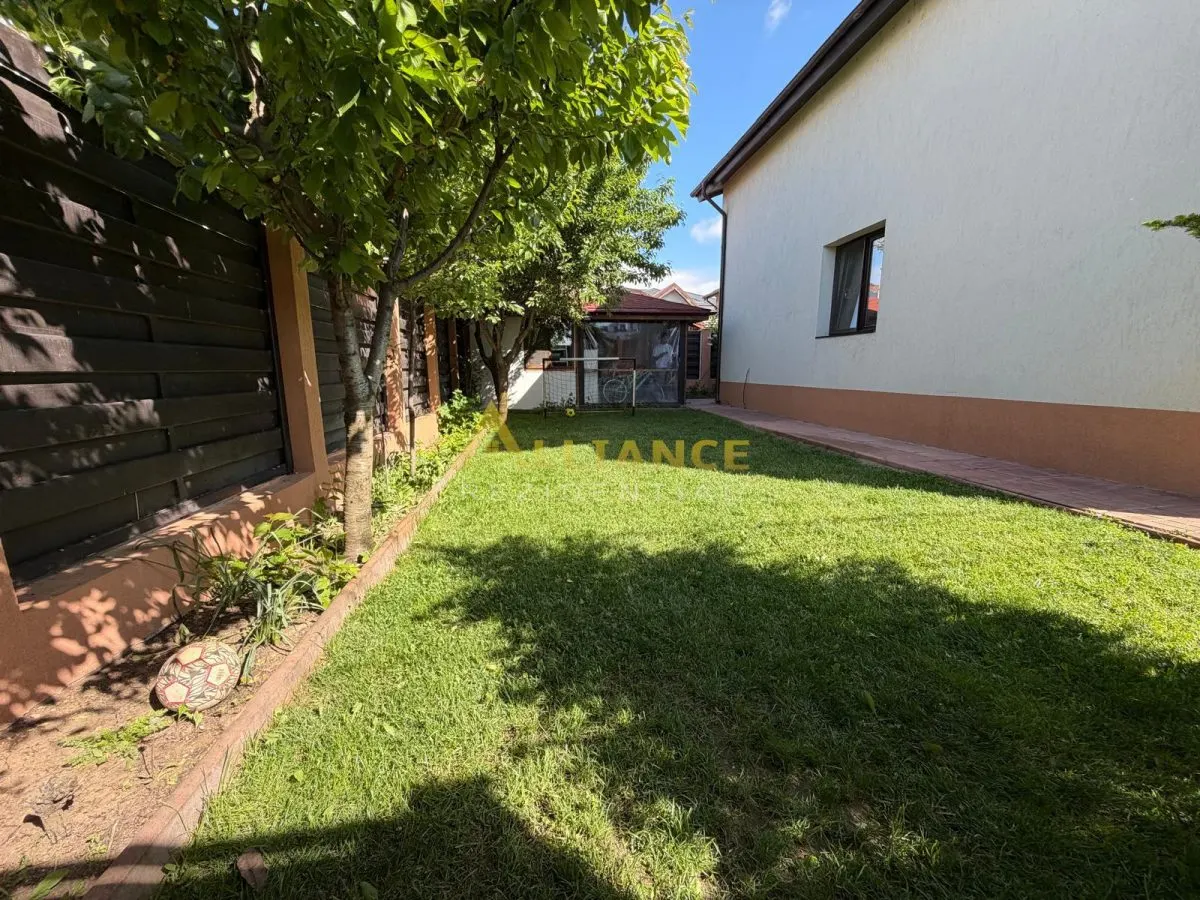Casa de vanare , 4 camere , mobilat utilat - foto 10