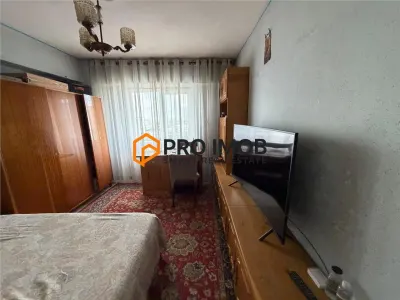 Apartament 3 camere cf 1 decomandat zona Centrala - foto 3