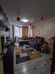 Apartament 3 camere decomandat  etaj intermediar, Vlahuta Gemenii - foto 1