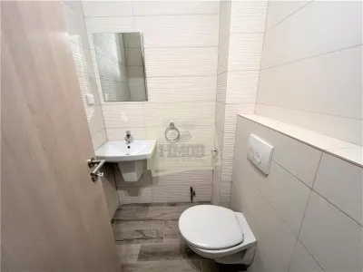 Apartament etajul 1 cu 3 camere 2 bai 2 balcoane zona centrala - foto 10