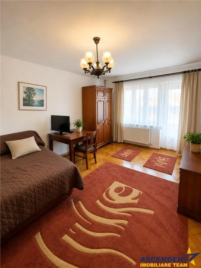 Casa individuala cu 5 camere, garaj, pivnita si curte proprie, Sangeorgiu de Mures. - foto 6