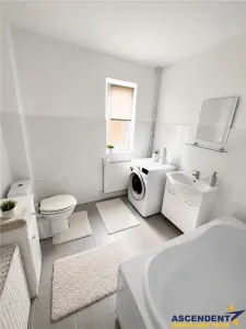 Casa individuala cu 5 camere, garaj, pivnita si curte proprie, Sangeorgiu de Mures. - foto 7