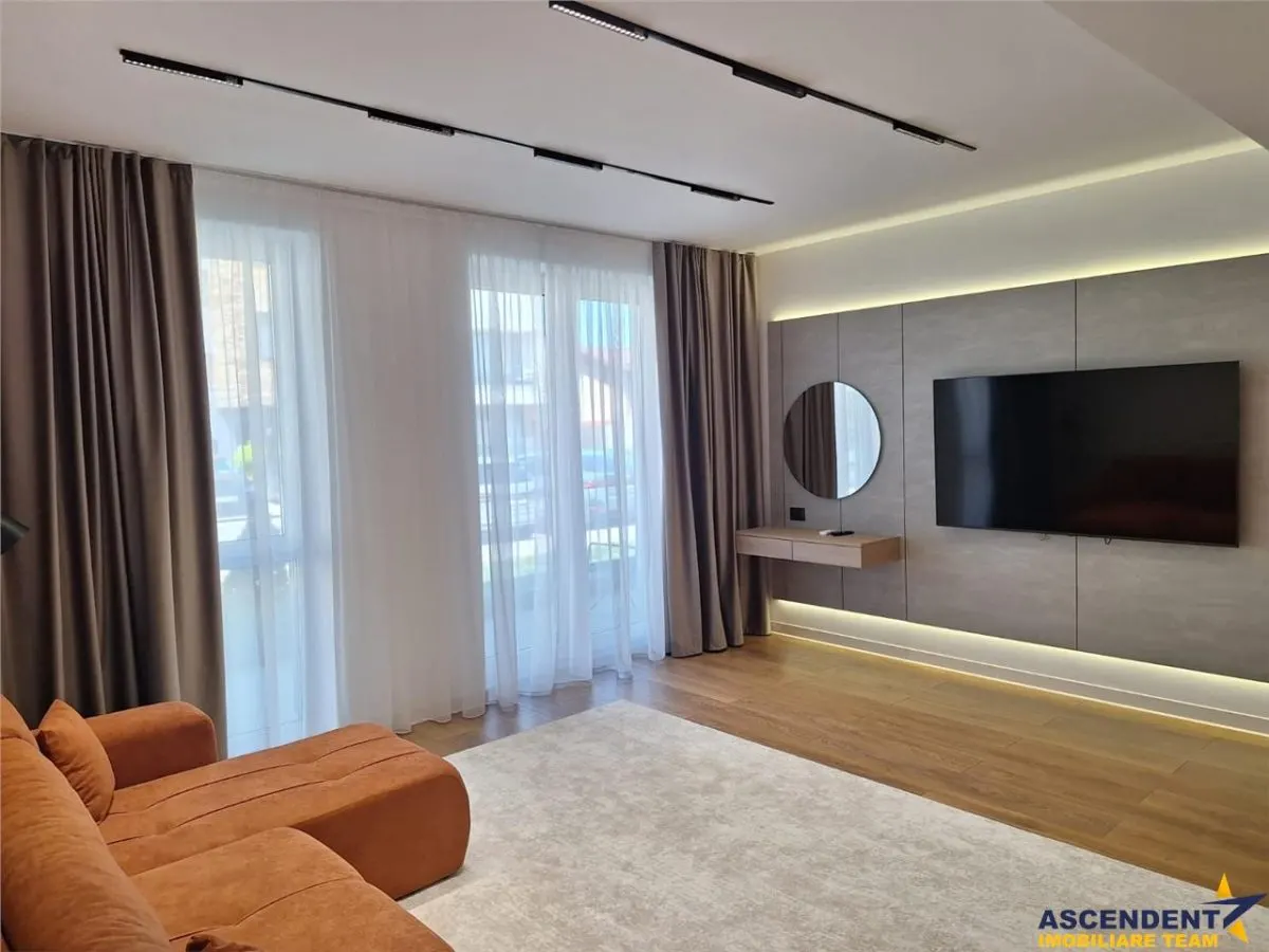Prima inchiriere! Apartament doua camere, Uno Residence Brasov - foto 1