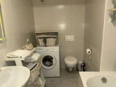 Apartament tip studio, etaj2, cartier Tractorul, Brasov - foto 4