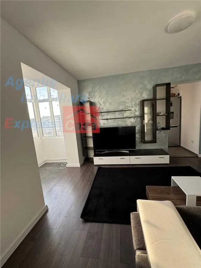 Apartament 2 camere decomandat, recovat complet, zona Ciric - foto 3
