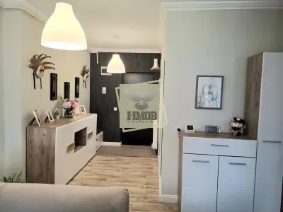 Apartament 3 camere | 76mpu | 2 balcoane | parcare subterana | Turnisor - foto 7