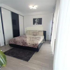 Casa cu 3 camere 3 balcoane si parcare privata in Selimbar - foto 4