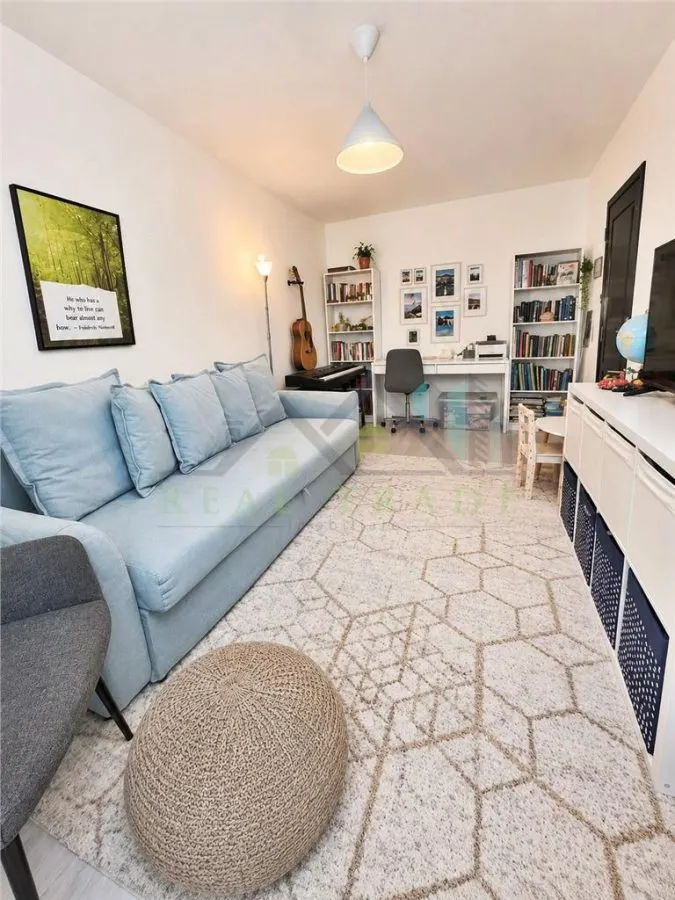Apartament 2 camere decomandat renovat, zona Astra - foto 2