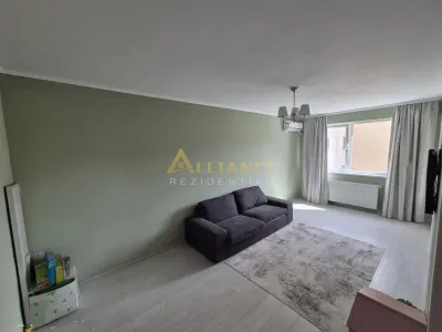 Aparatorii Patriei-Apartament 3 Camere-Gata de Mutare - foto 1