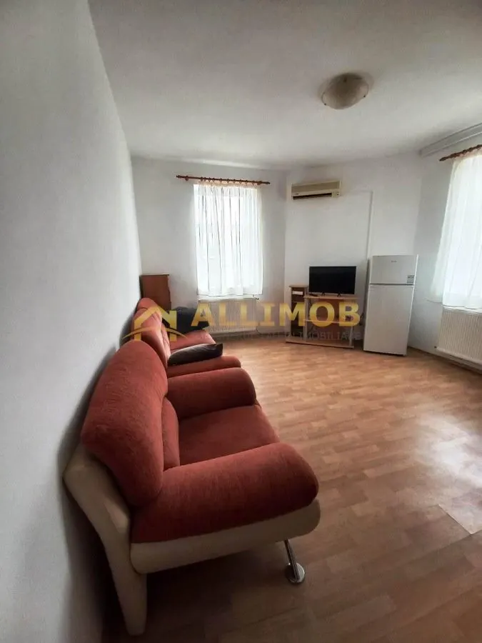 Apartament 2 camere in Ploiesti, zona centrala - foto 1