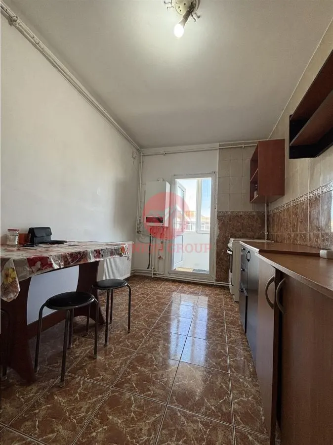 Apartament 3 Camere, Decomandat, zona Tomis ll, Ideal vara, sau termen lung - foto 13