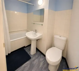 Garsoniera cocheta, baie si bucatarie proprie, etaj 3, Aleea Carpati, investitie sau locuit. - foto 5