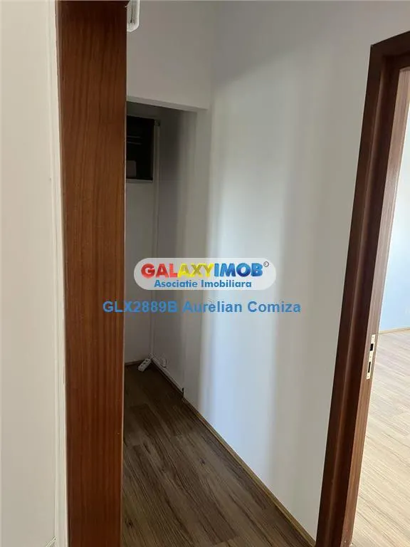 Inchiriere apartament 4 camere Piata Romana pretabil birouri - foto 16