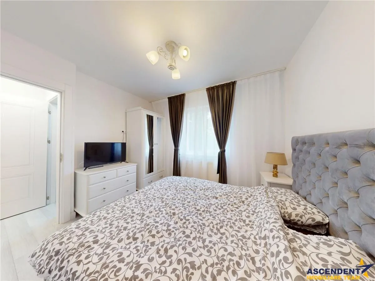 Eleganta si simplitate - Centrul Civic, renovat, etaj 2, design cu detalii unice - foto 8
