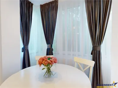 Eleganta si simplitate - Centrul Civic, renovat, etaj 2, design cu detalii unice - foto 9