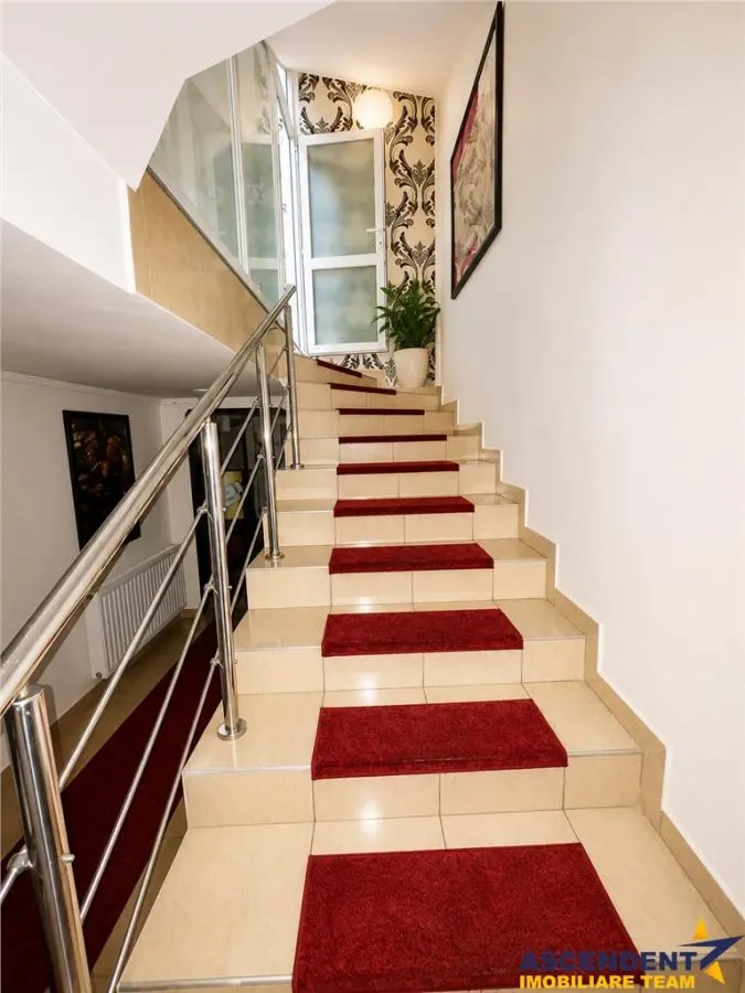 Cladire comerciala reprezentativa, 670 mp, vizibilitate, parcare proprie, vitrinaj stradal si potential multiplu, Targu Mures - foto 19