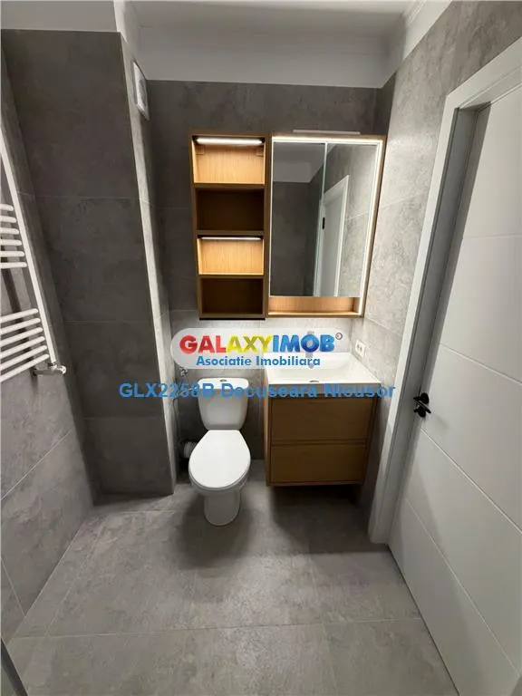 Garsoniera cu loc de parcare Militari Residence 300 euro - foto 1