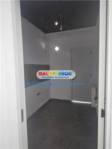 Garsoniera cu loc de parcare Militari Residence 300 euro - foto 2