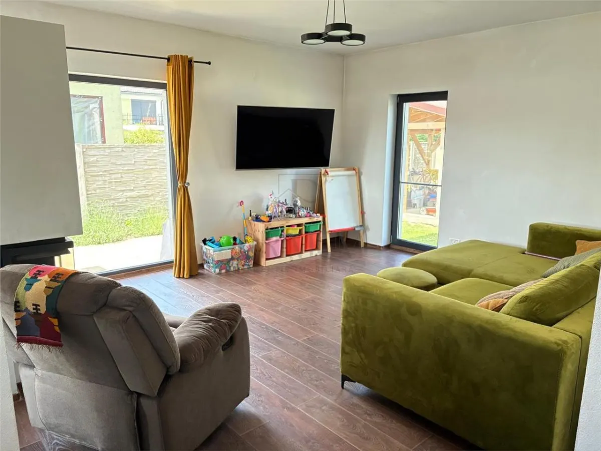 Moșnița Nouă | Casă individuală premium | 150 mp utili | 600 mp teren | Dublu front stradal - foto 2